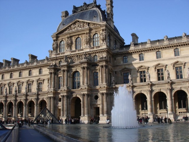 Лувр (Musée du Louvre)