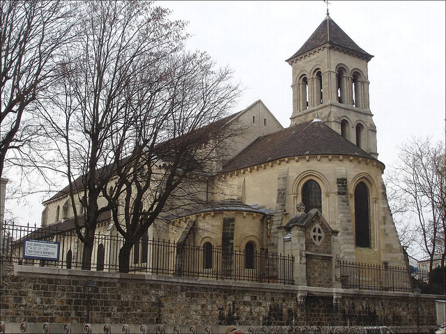 Церковь Сен-Пьер-де-Монмартр (Église Saint-Pierre de Montmartre)
