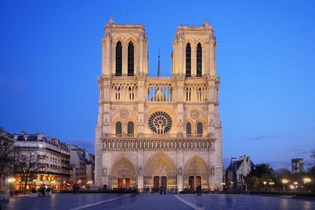 Нотр-Дам-де-Пари (Notre Dame de Paris)