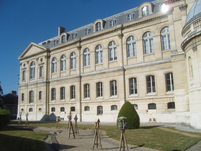 Национальный музей керамики (Musée nationale de Céramique)