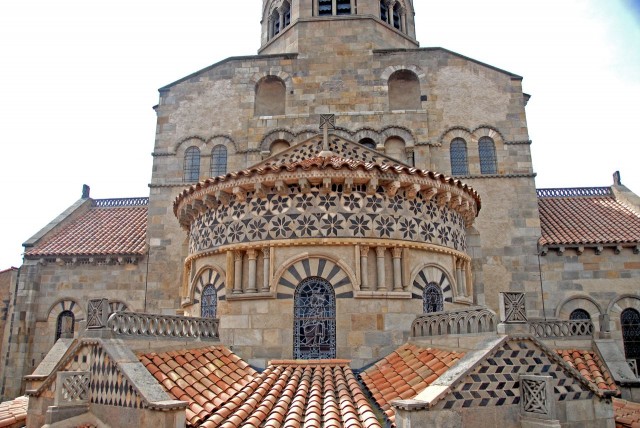 Базилика Богоматери  (Basilique Notre Dame du Port), Клермон-Ферран 
