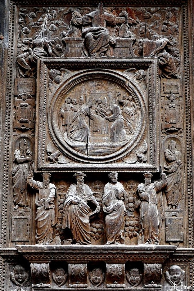 Фрагмент дверей церкви святого Маклу
