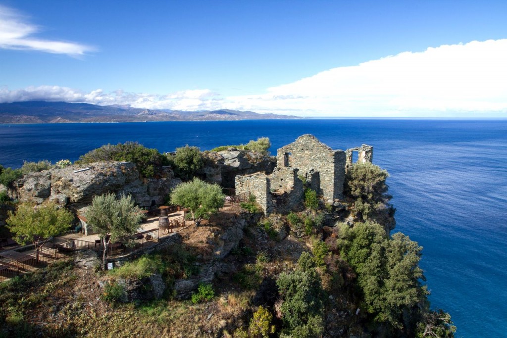 Корсика (фр. Corse)