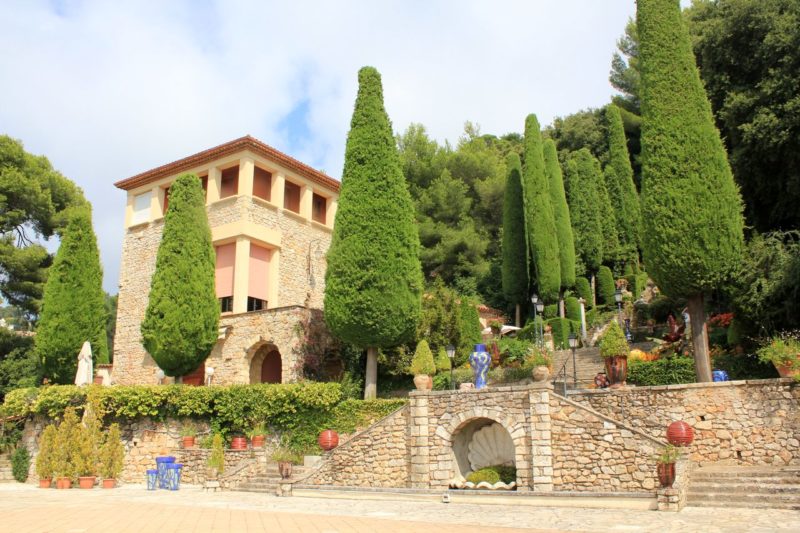 Вилла Домерг (Villa Domergue)