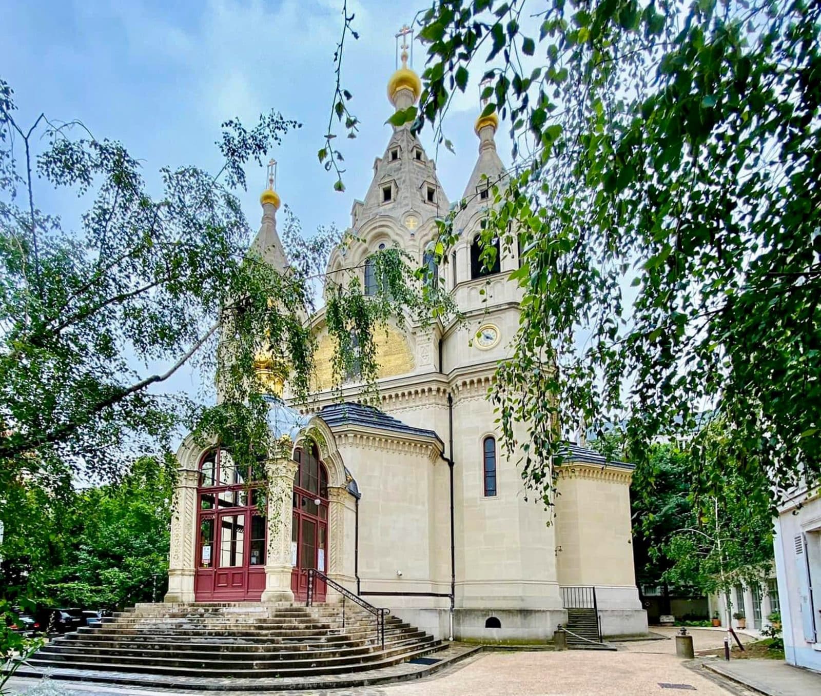 Церковь Александра Невского (Cathédrale Saint-Alexandre-Nevsky)
