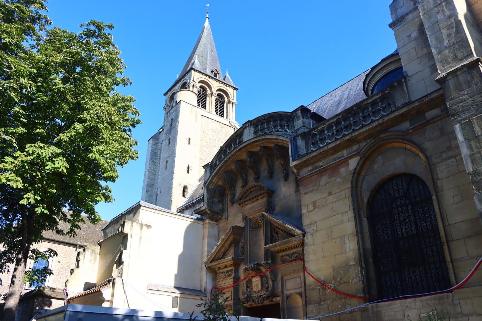Церковь Сен-Жермен-де-Пре (Saint-Germain-des-Prés)