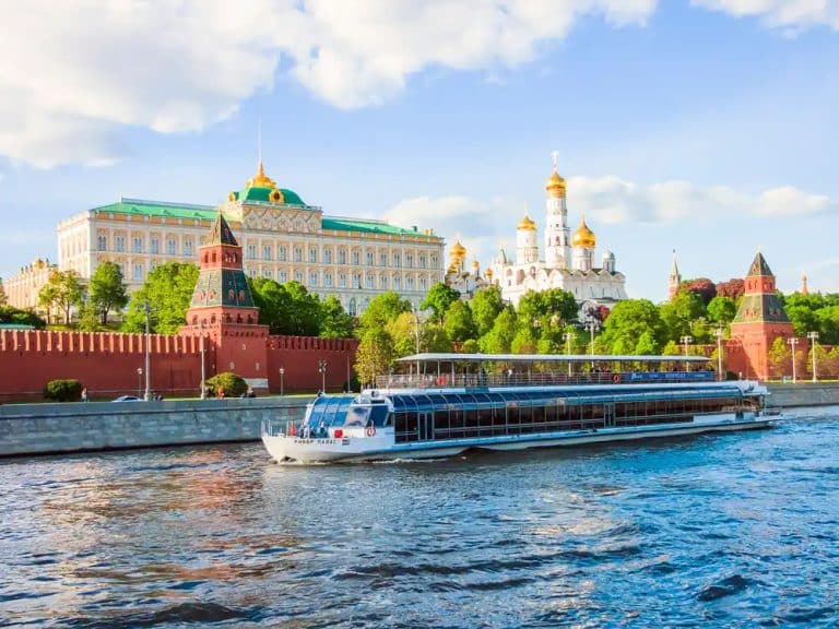 Речной трамвай в Москве